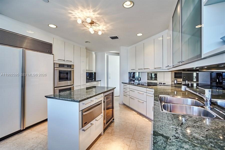 10225 Collins Ave #1703, Bal Harbour FL 33154