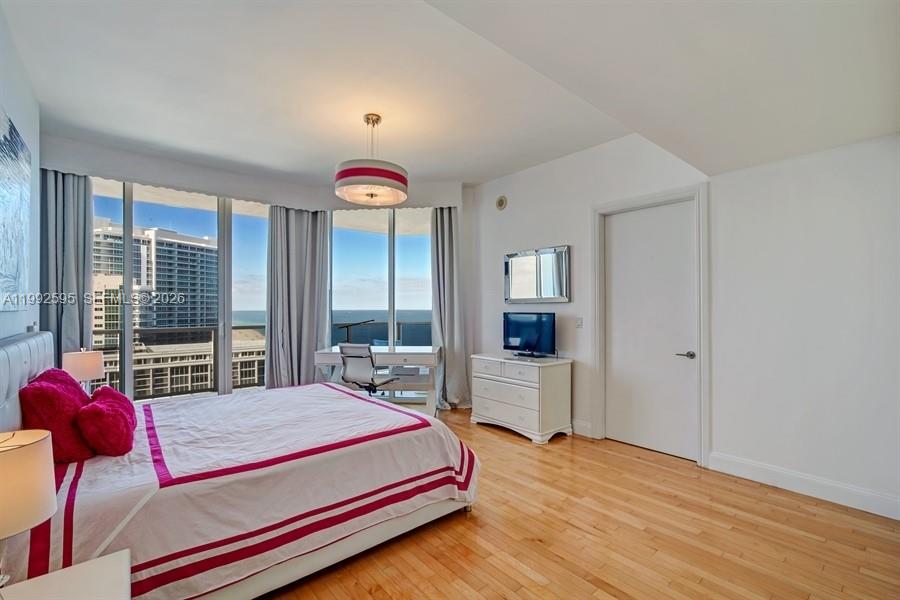 10225 Collins Ave #1703, Bal Harbour FL 33154