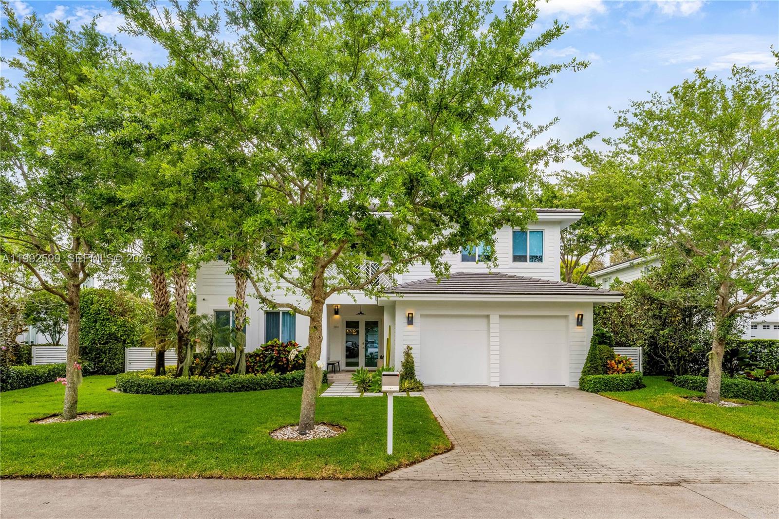 5602 SW 65th Ct, South Miami FL 33143