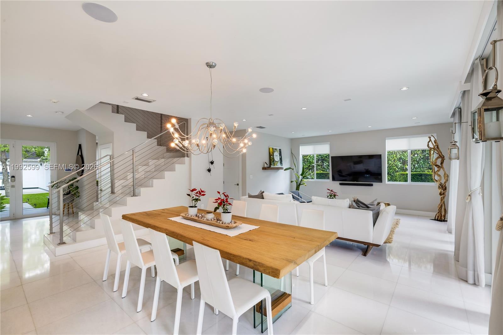 5602 SW 65th Ct, South Miami FL 33143