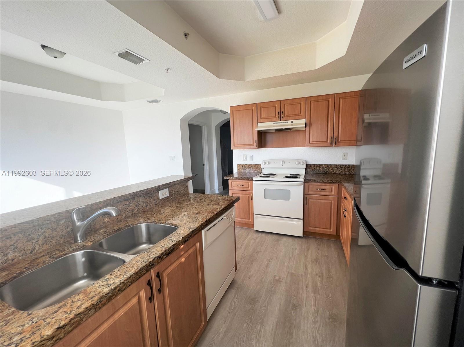1088 SW 144th Ave #801, Pembroke Pines FL 33027