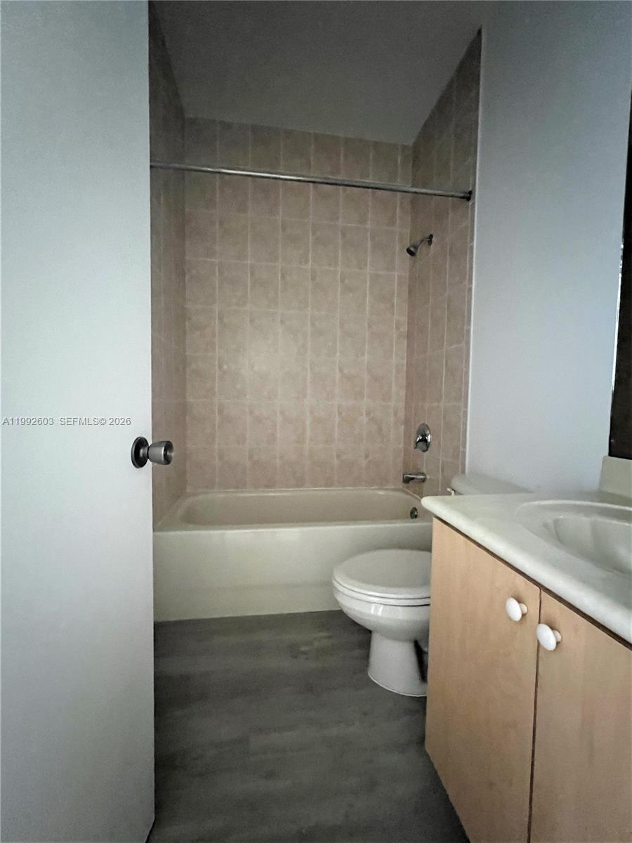 1088 SW 144th Ave #801, Pembroke Pines FL 33027