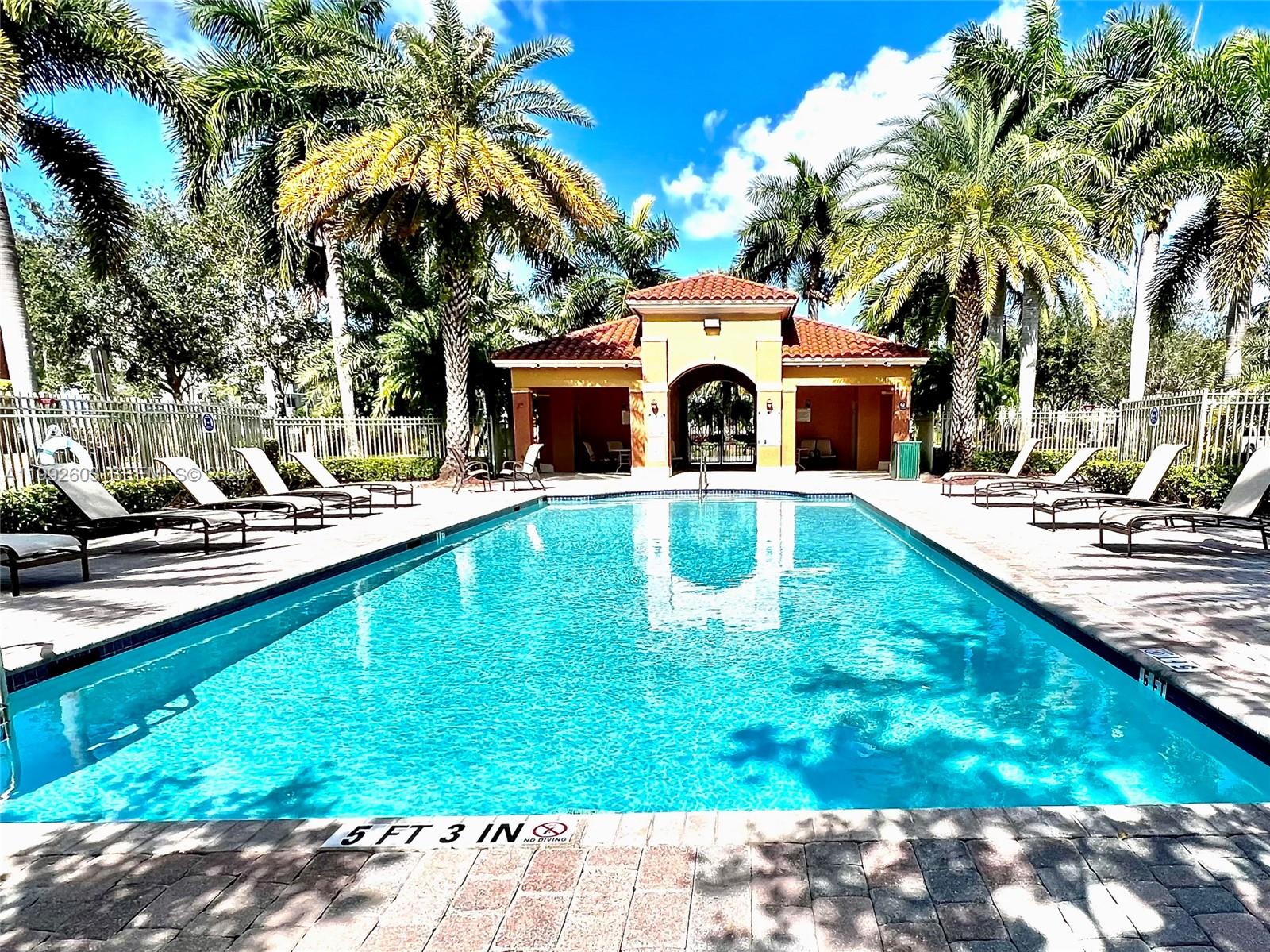 1088 SW 144th Ave #801, Pembroke Pines FL 33027