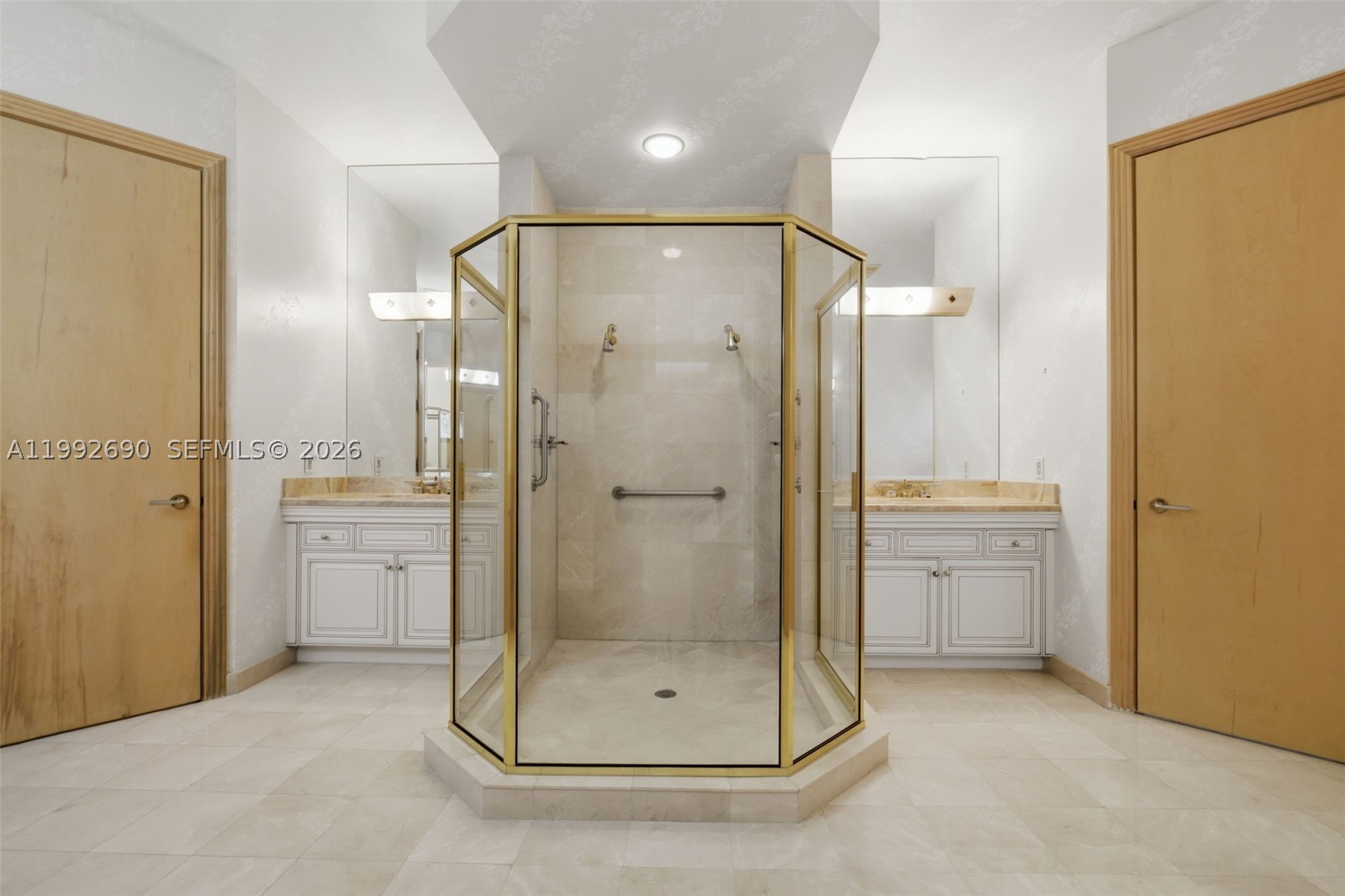 7383 Orangewood Ln #301, Boca Raton FL 33433