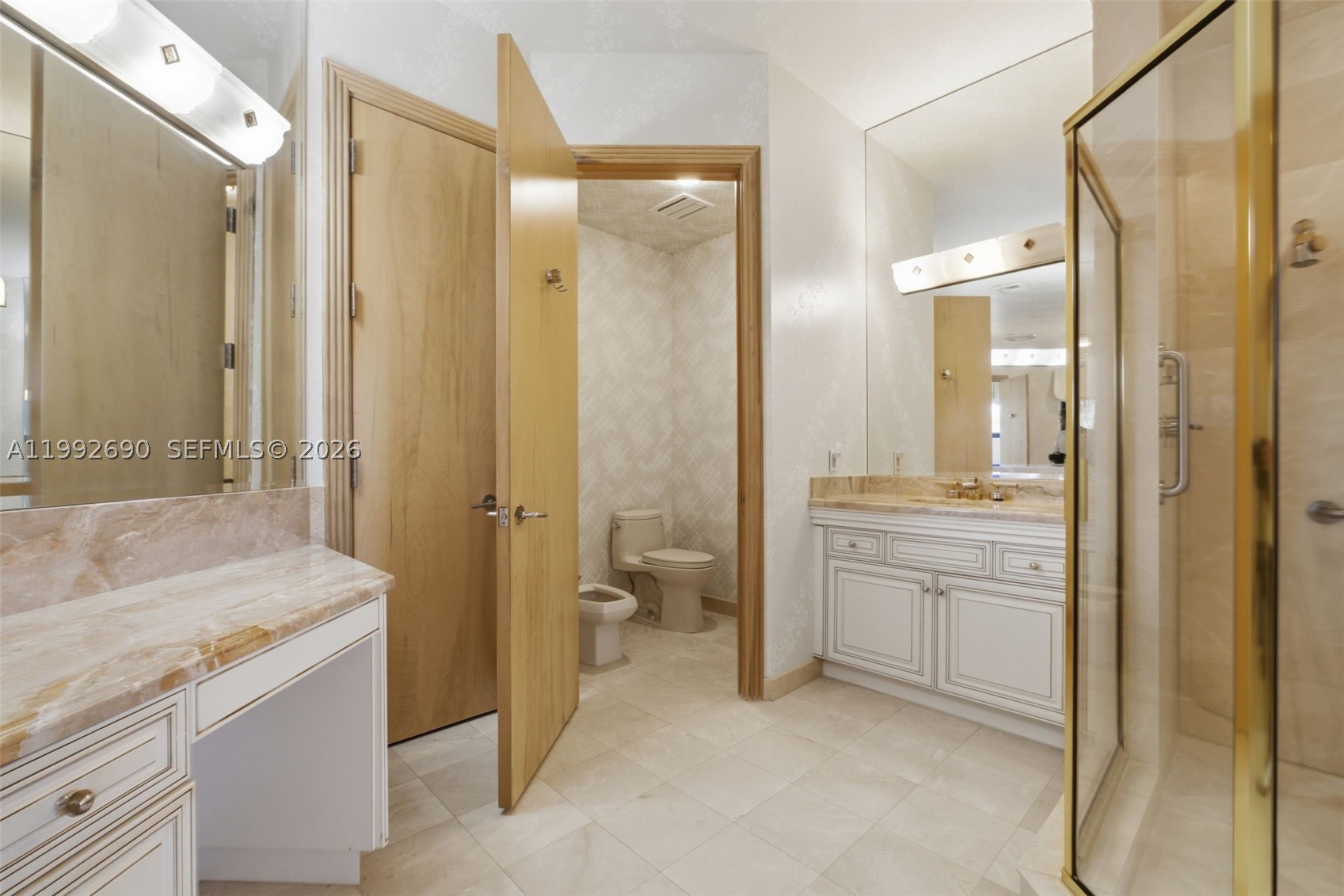 7383 Orangewood Ln #301, Boca Raton FL 33433