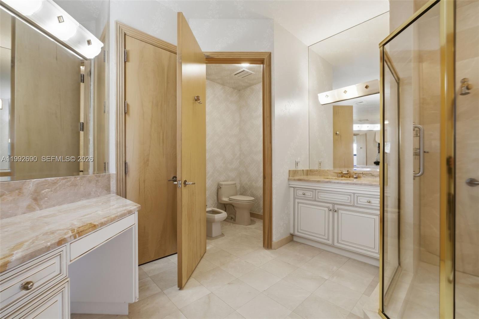 7383 Orangewood Ln #301, Boca Raton FL 33433