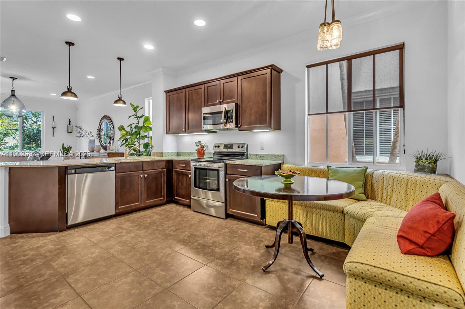 2131 Foxtail View Ct, West Palm Beach FL 33411
