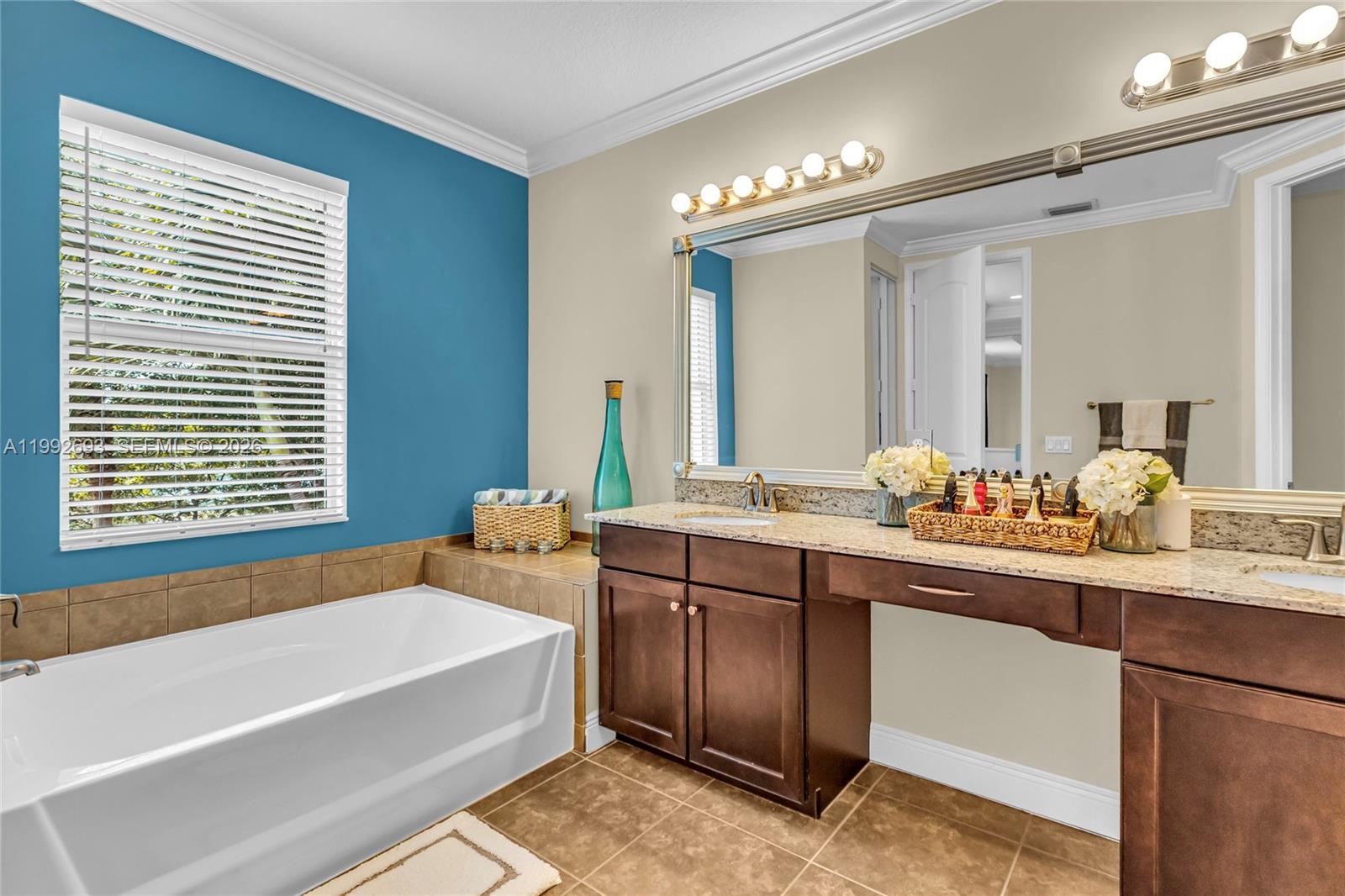2131 Foxtail View Ct, West Palm Beach FL 33411