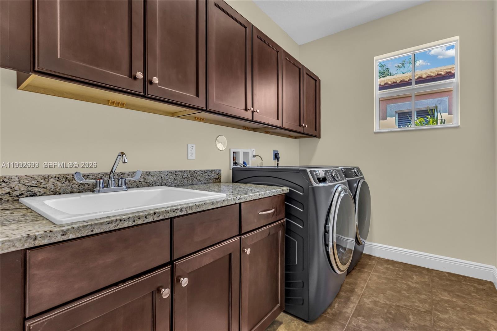 2131 Foxtail View Ct, West Palm Beach FL 33411