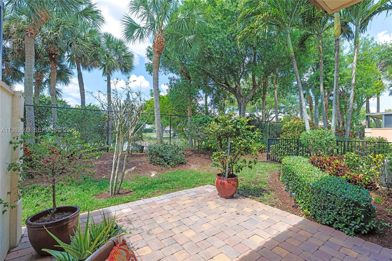 2131 Foxtail View Ct, West Palm Beach FL 33411