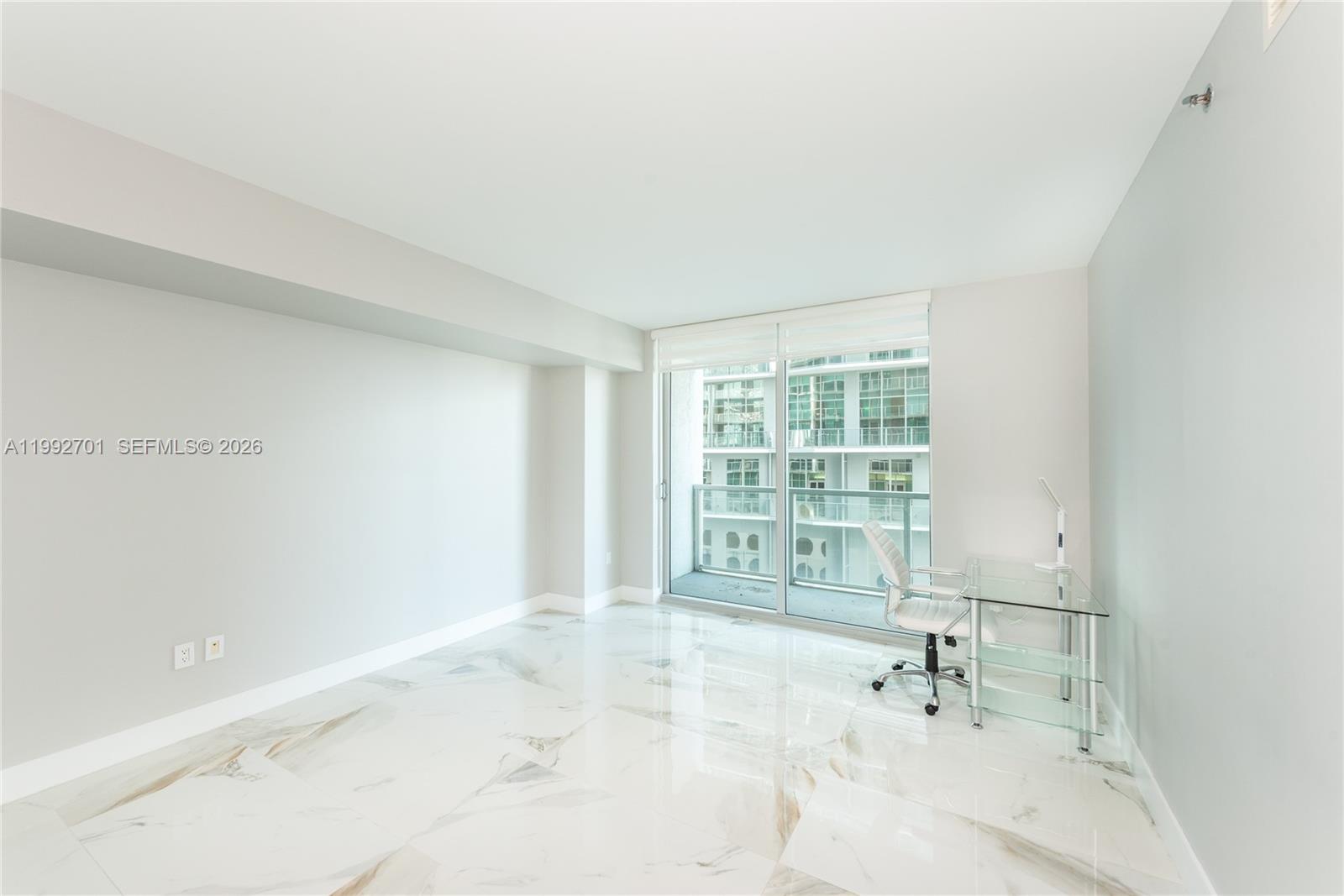 55 SE 6 ST #1207, Miami FL 33131