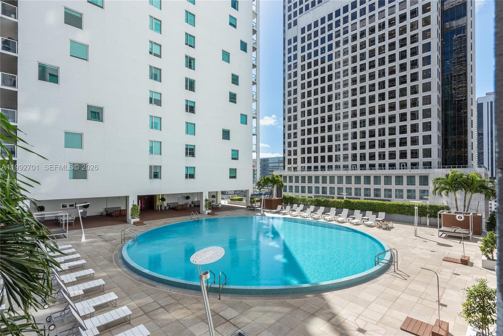 55 SE 6 ST #1207, Miami FL 33131