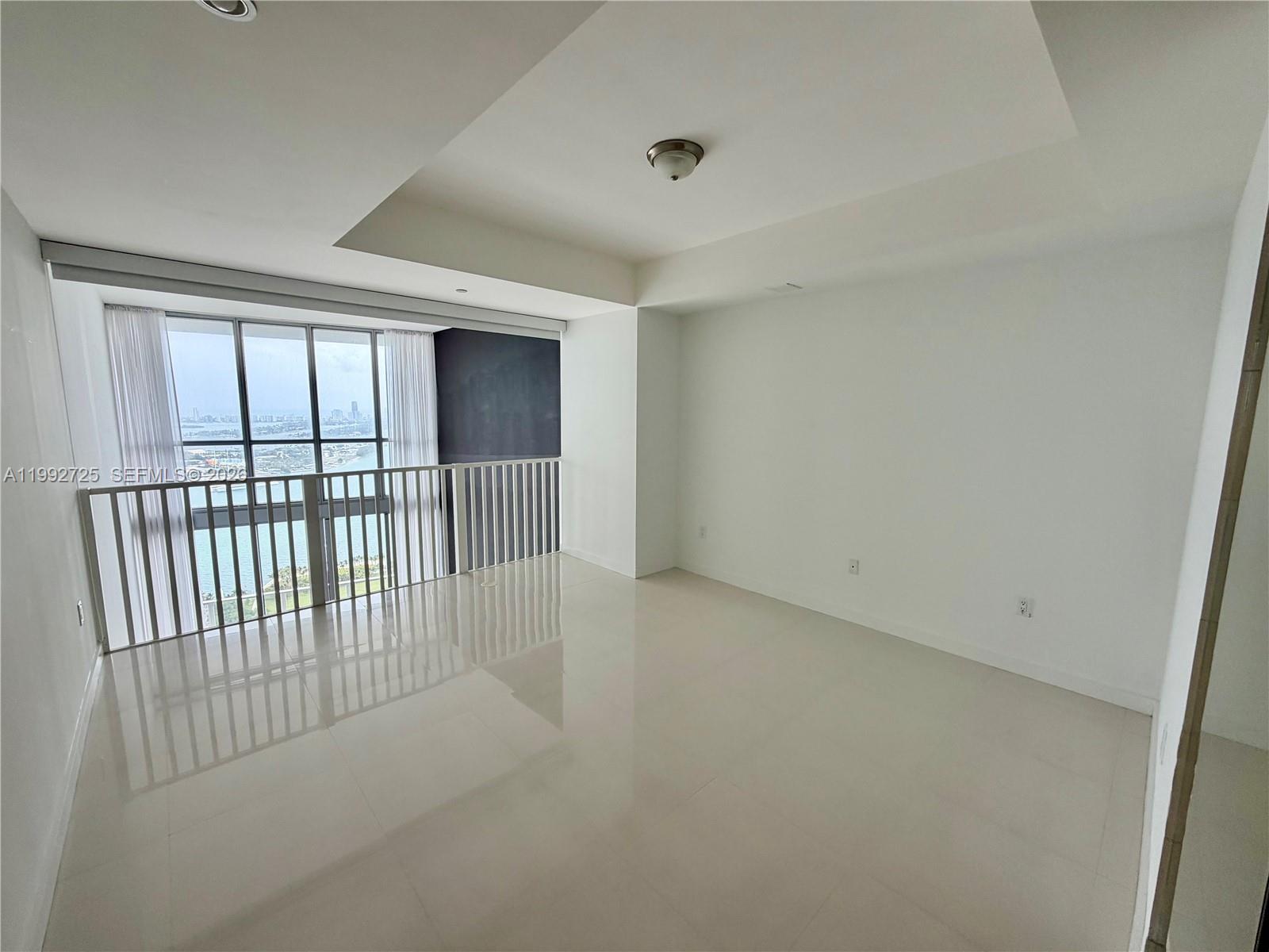 1100 Biscayne Blvd #4105, Miami FL 33132