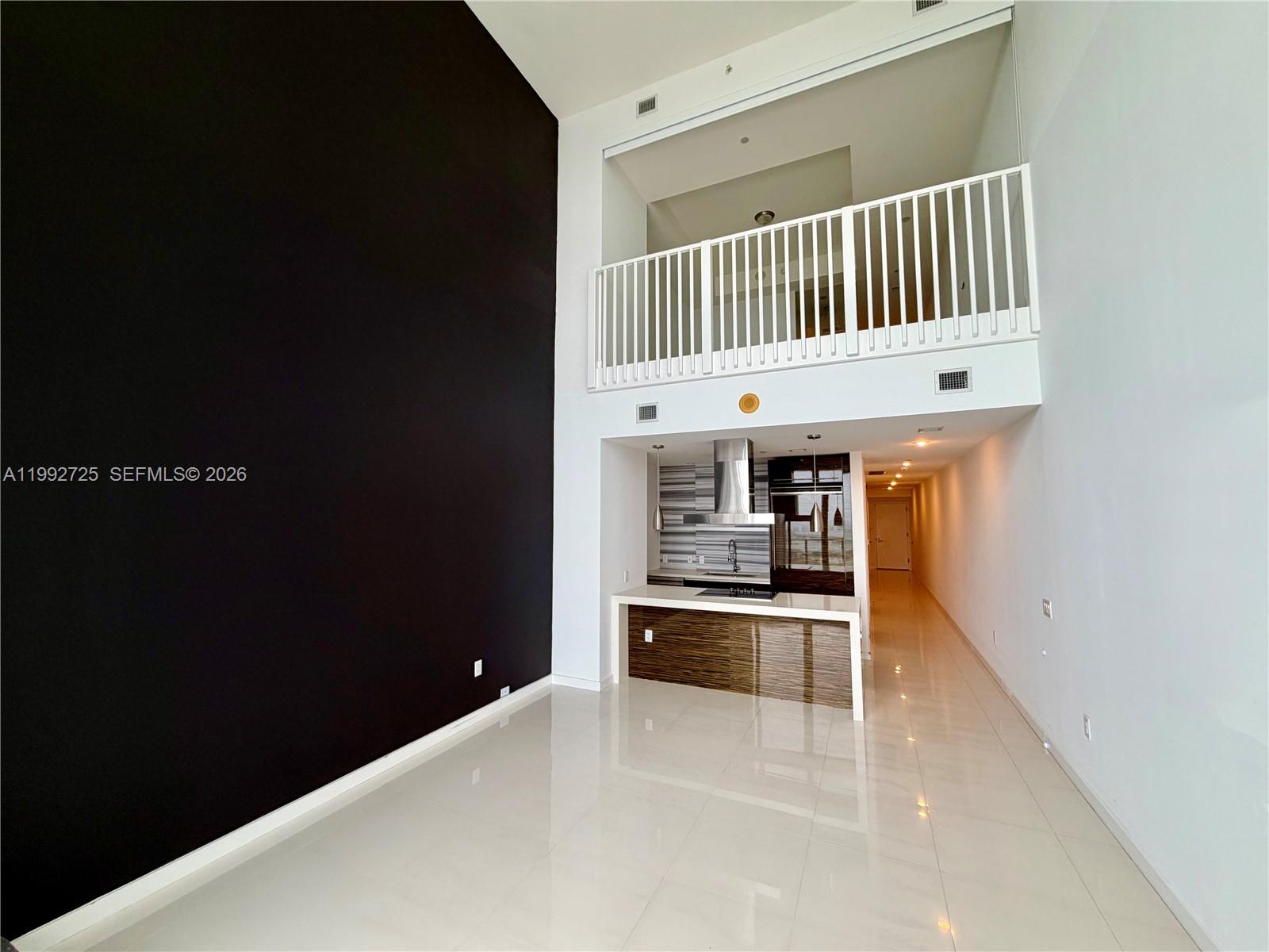 1100 Biscayne Blvd #4105, Miami FL 33132