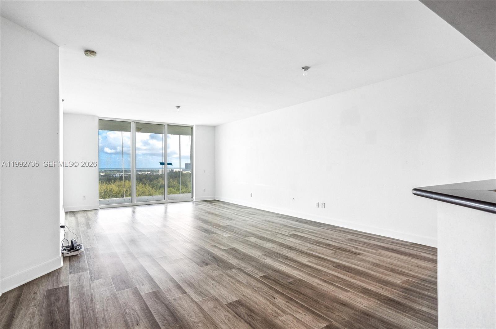 14951 Royal Oaks Ln #1706, North Miami FL 33181