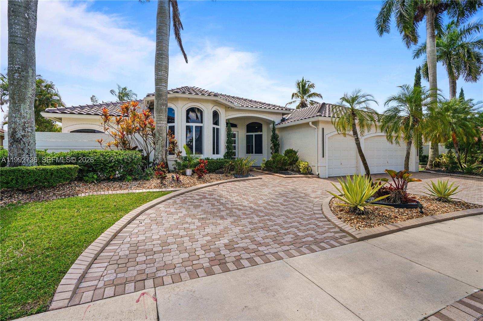 2569 Eagle Run Ln #0, Weston FL 33327
