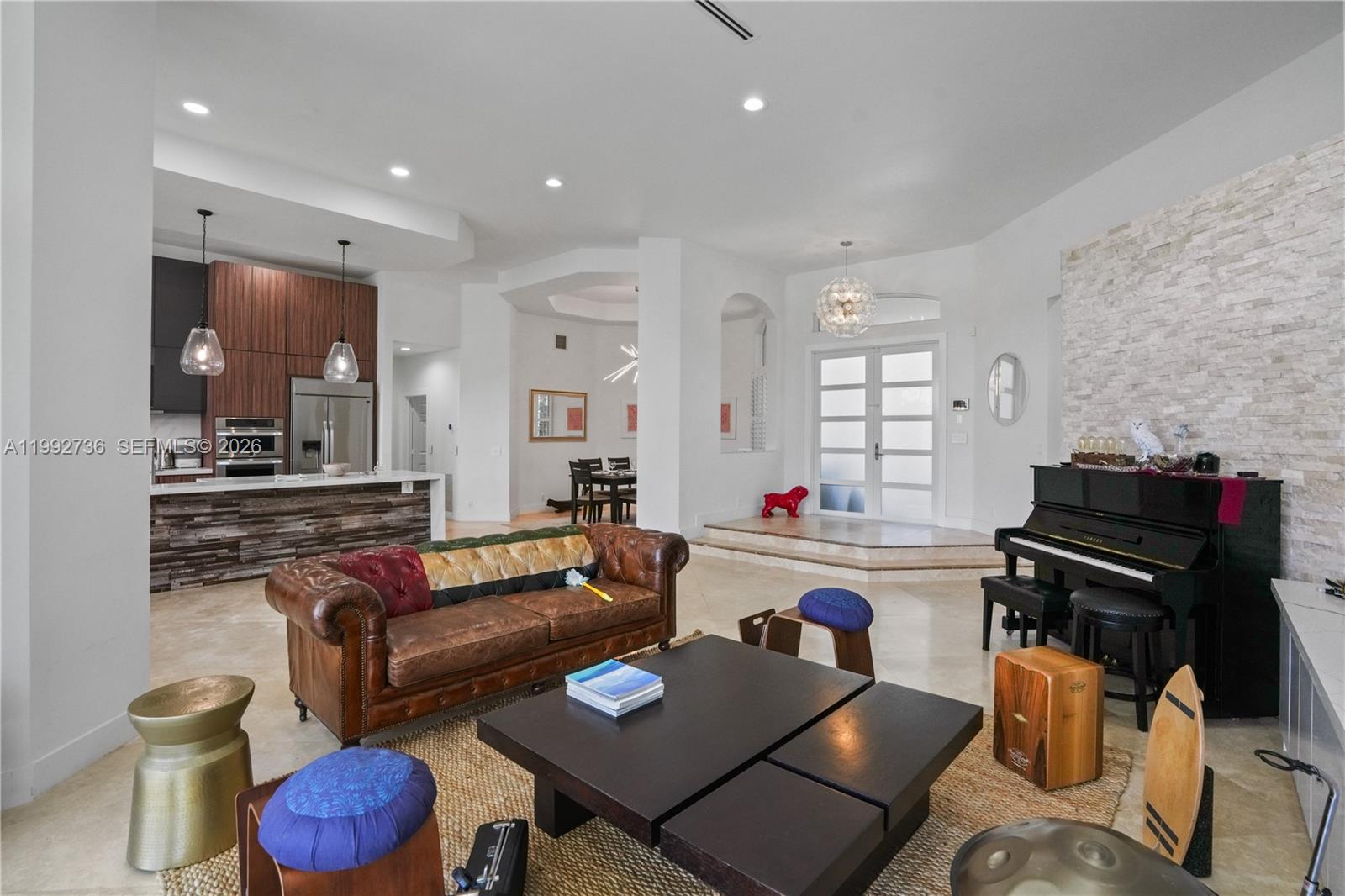 2569 Eagle Run Ln #0, Weston FL 33327