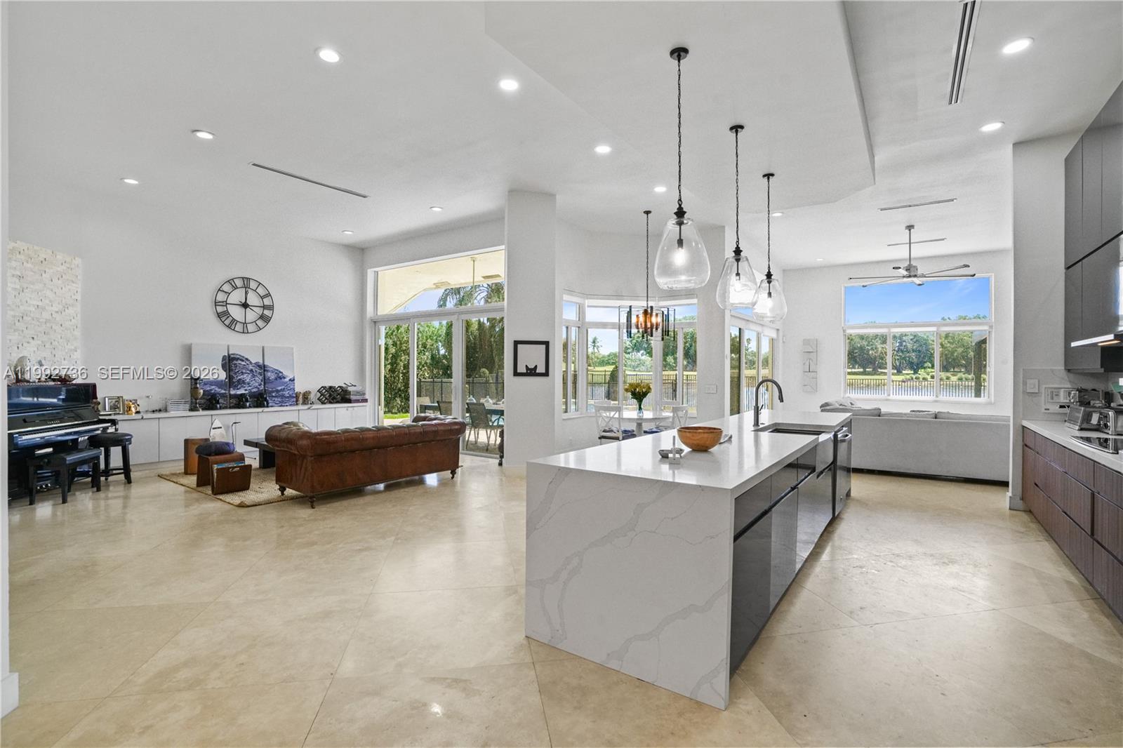2569 Eagle Run Ln #0, Weston FL 33327