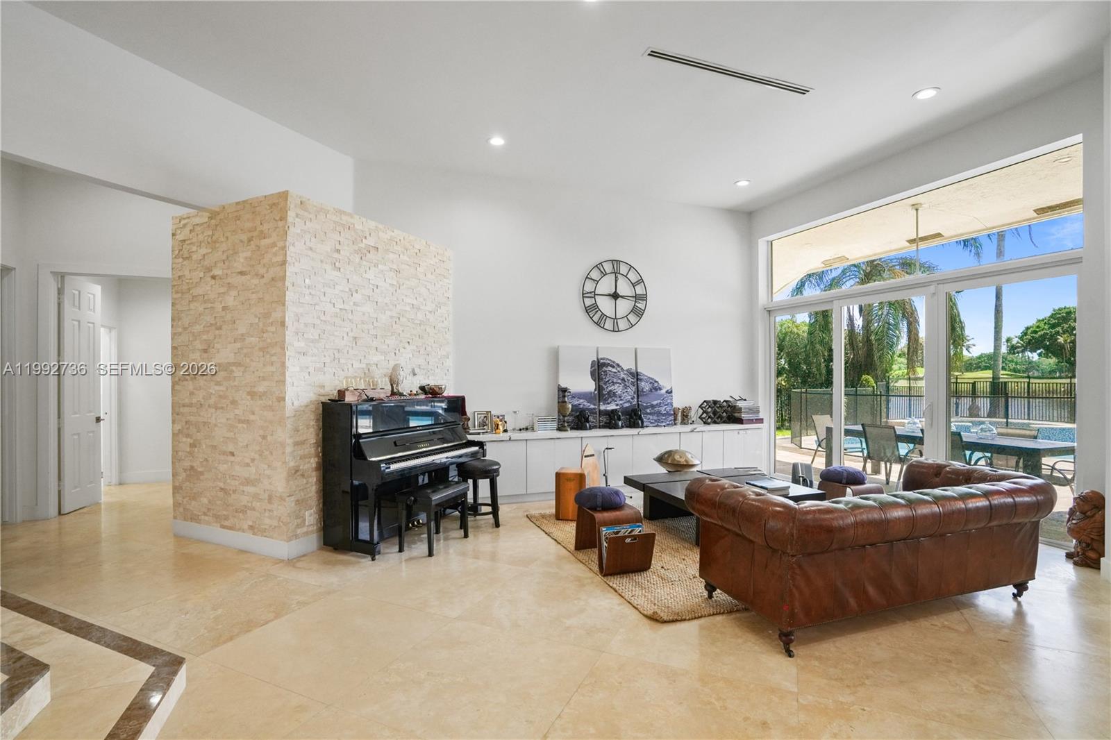 2569 Eagle Run Ln #0, Weston FL 33327