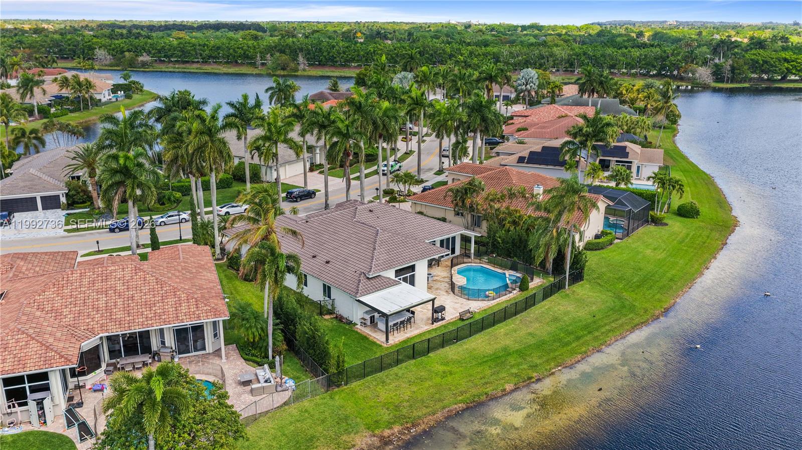 2569 Eagle Run Ln #0, Weston FL 33327