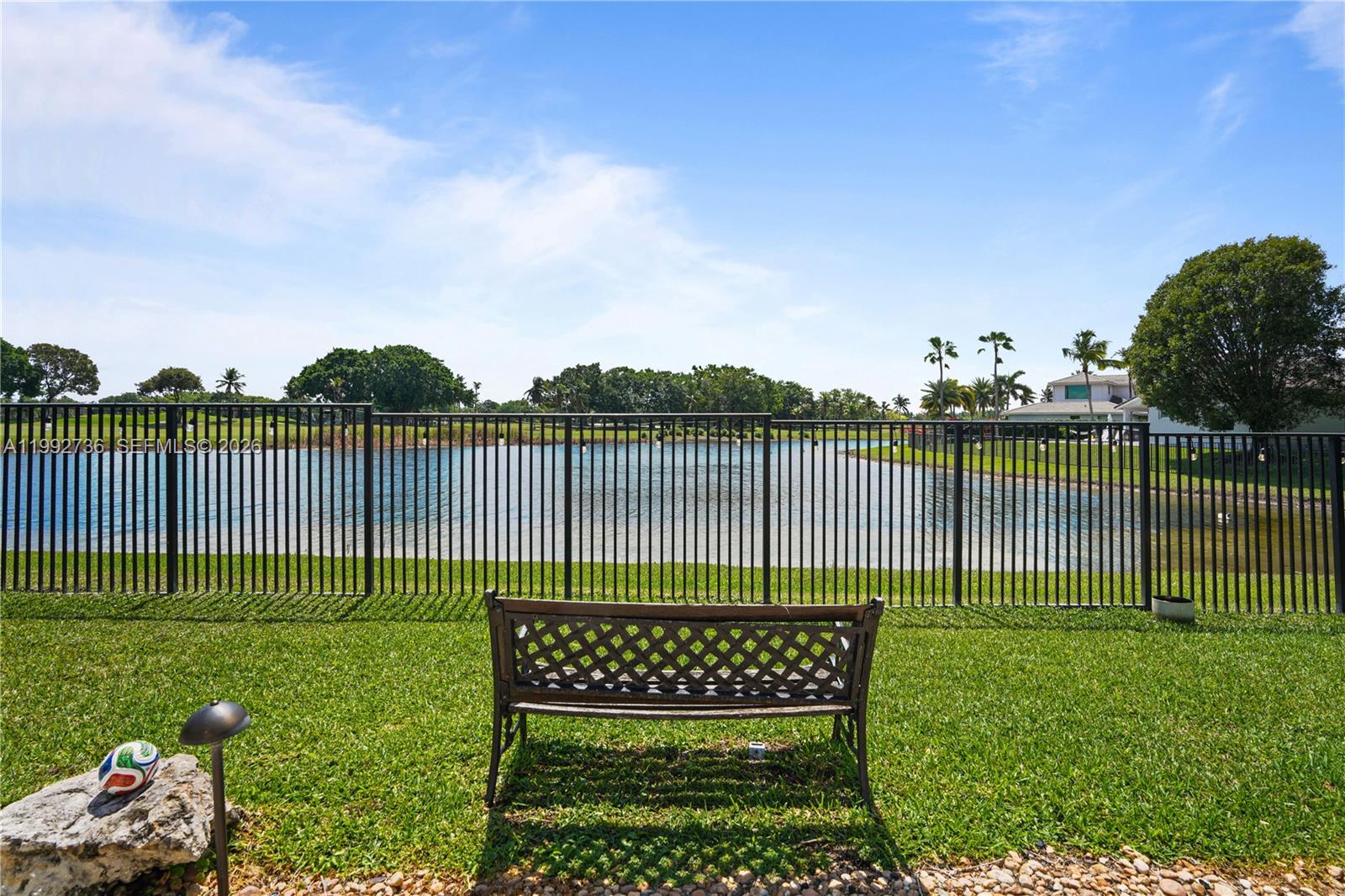 2569 Eagle Run Ln #0, Weston FL 33327