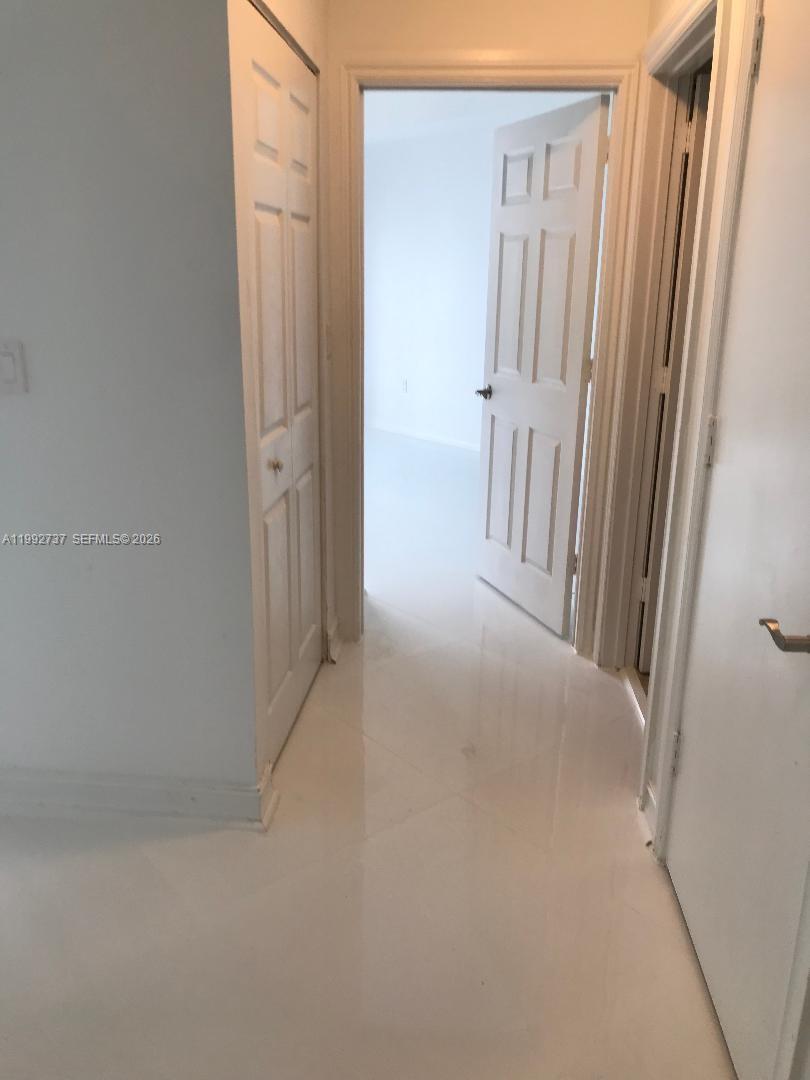 3001 NE 185th St #422, Aventura FL 33180