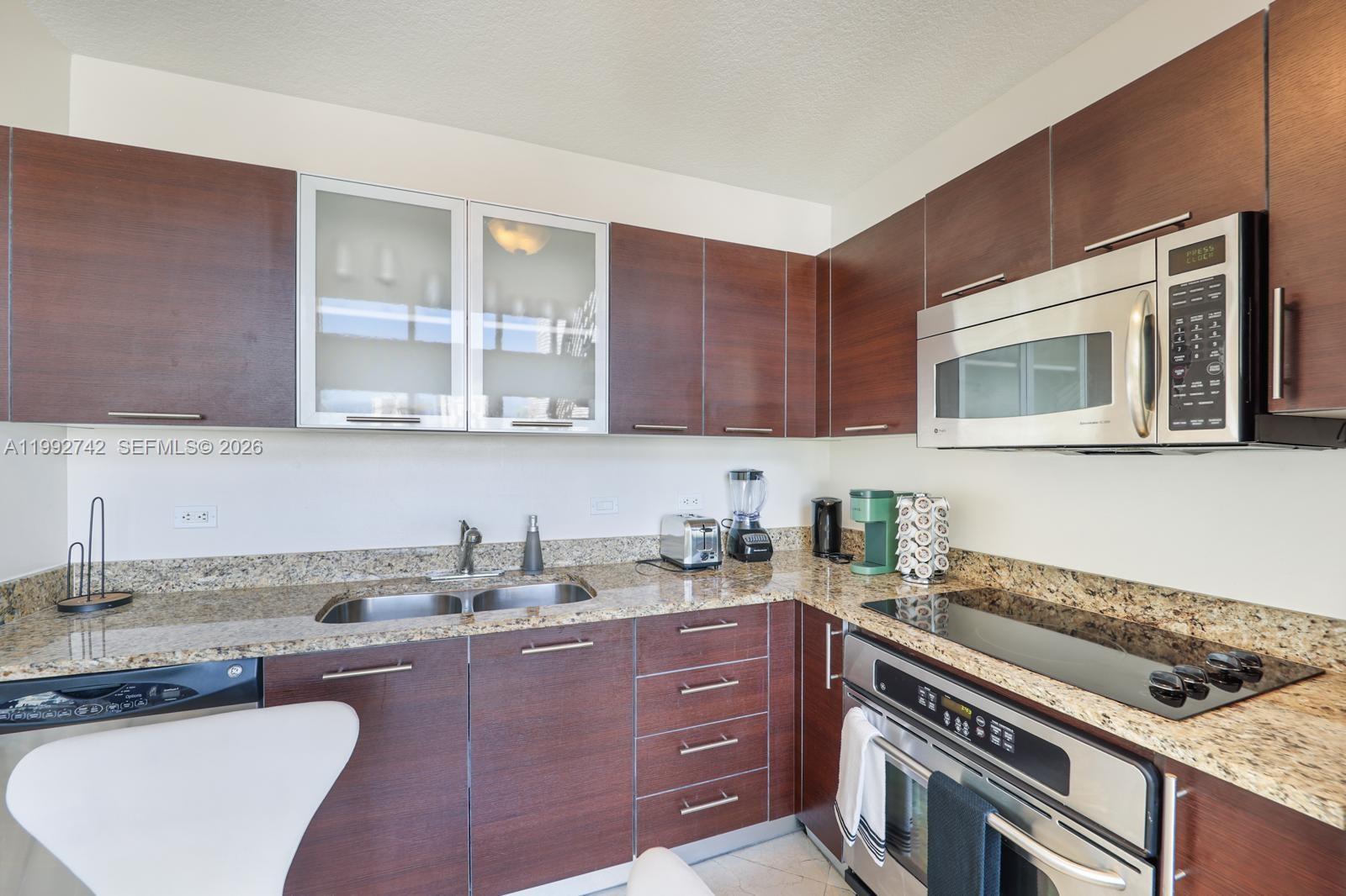 41 SE 5th St #1505, Miami FL 33131