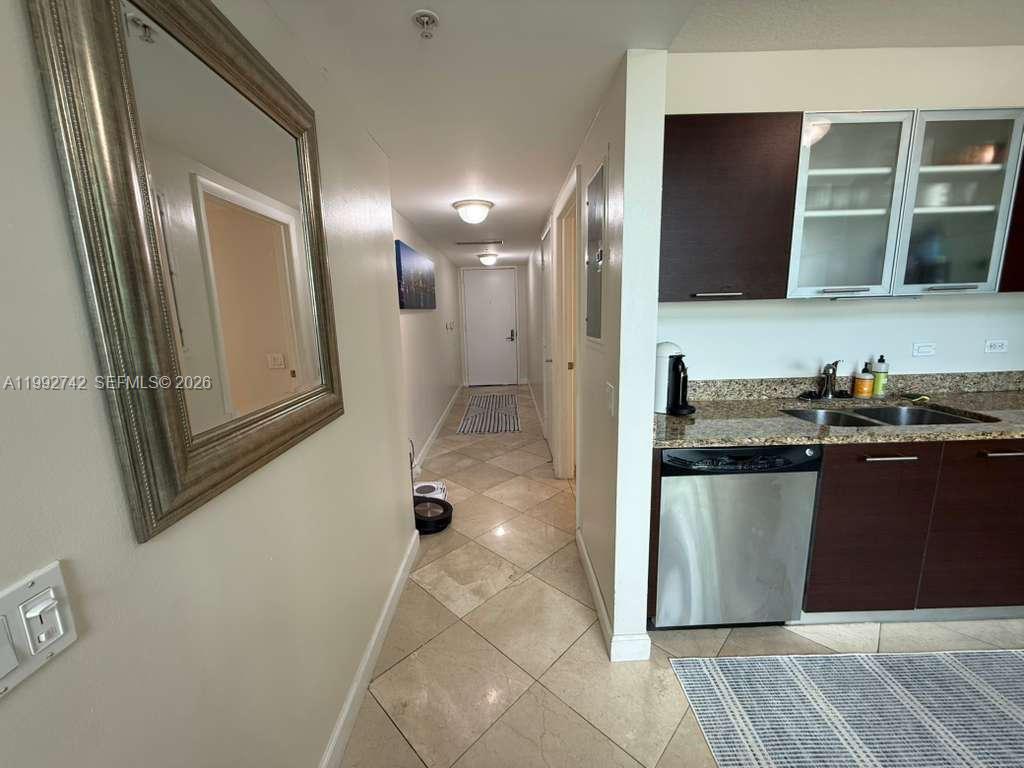 41 SE 5th St #1505, Miami FL 33131