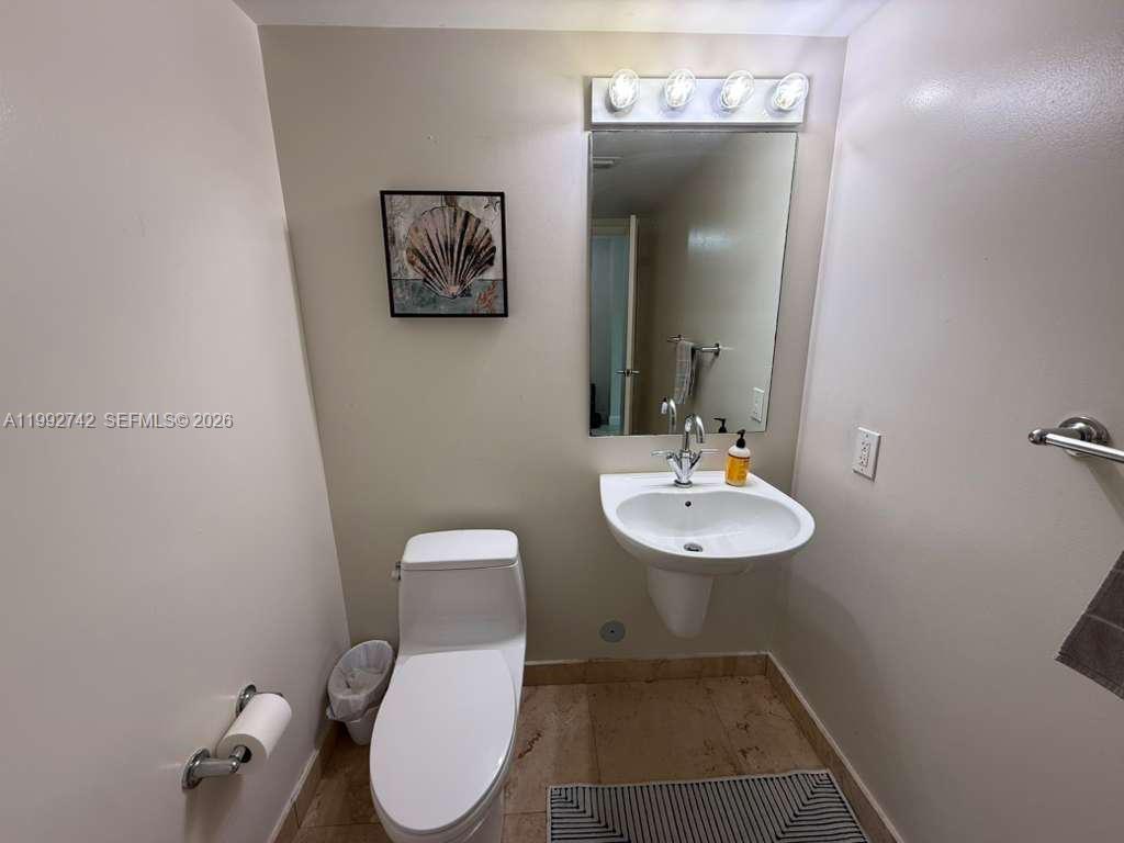 41 SE 5th St #1505, Miami FL 33131