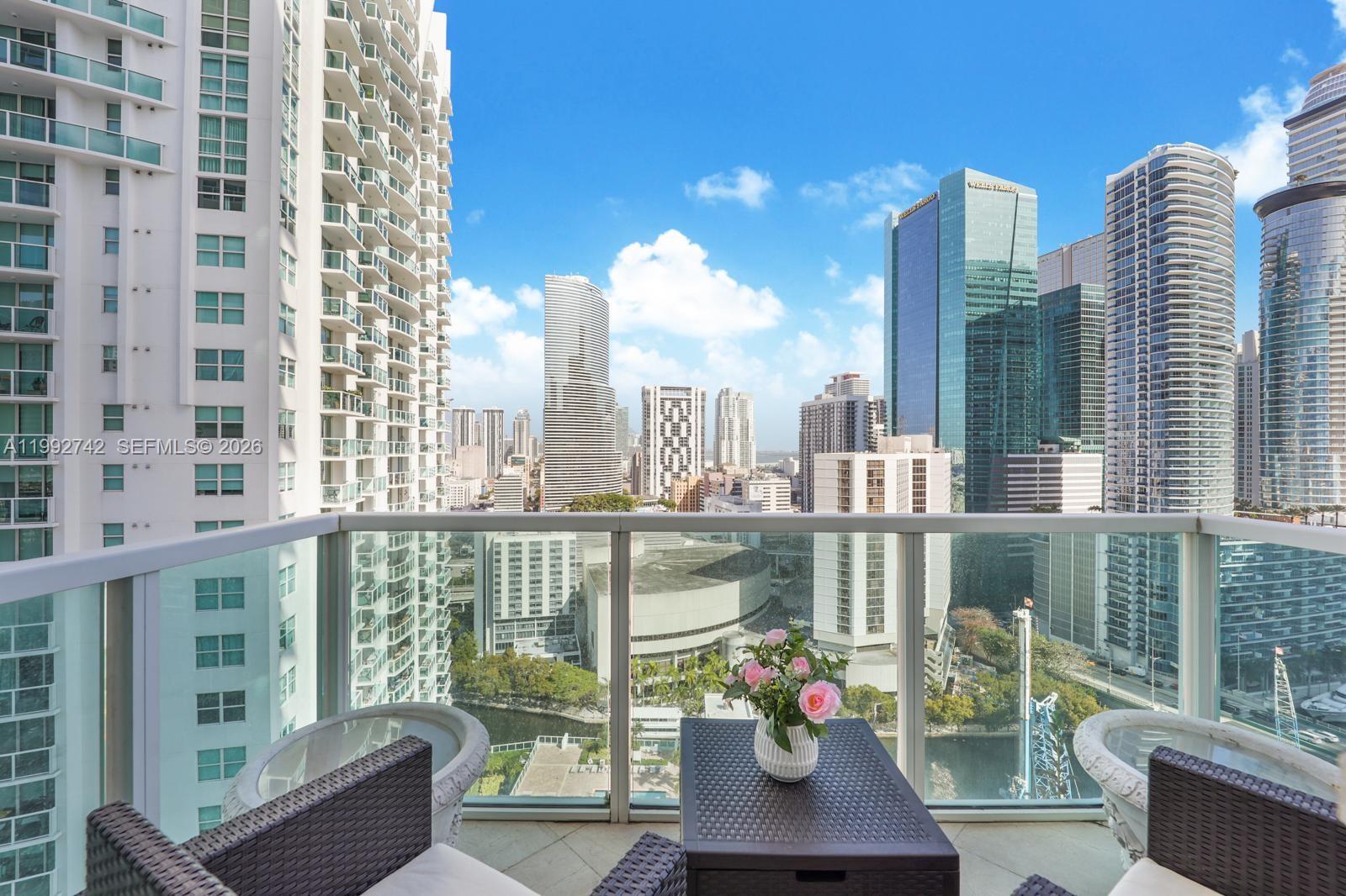 41 SE 5th St #1505, Miami FL 33131