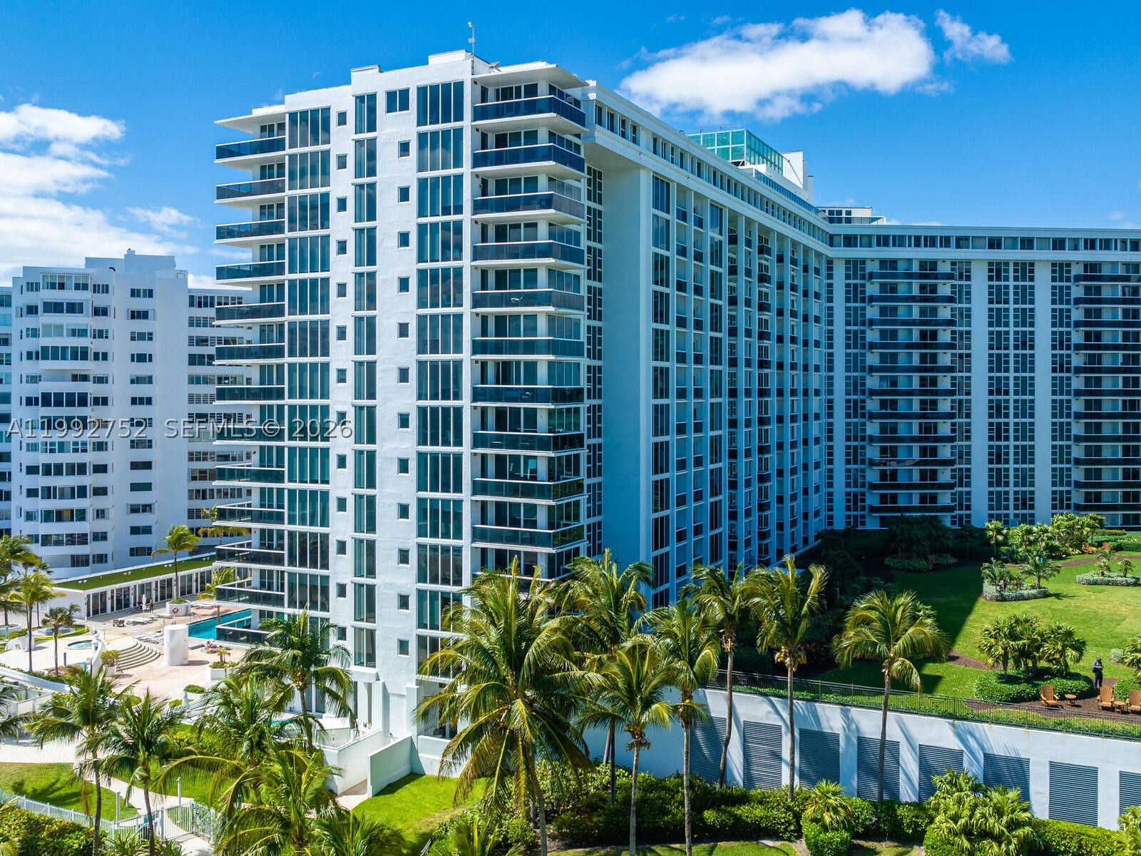10275 Collins Ave #1107, Bal Harbour FL 33154