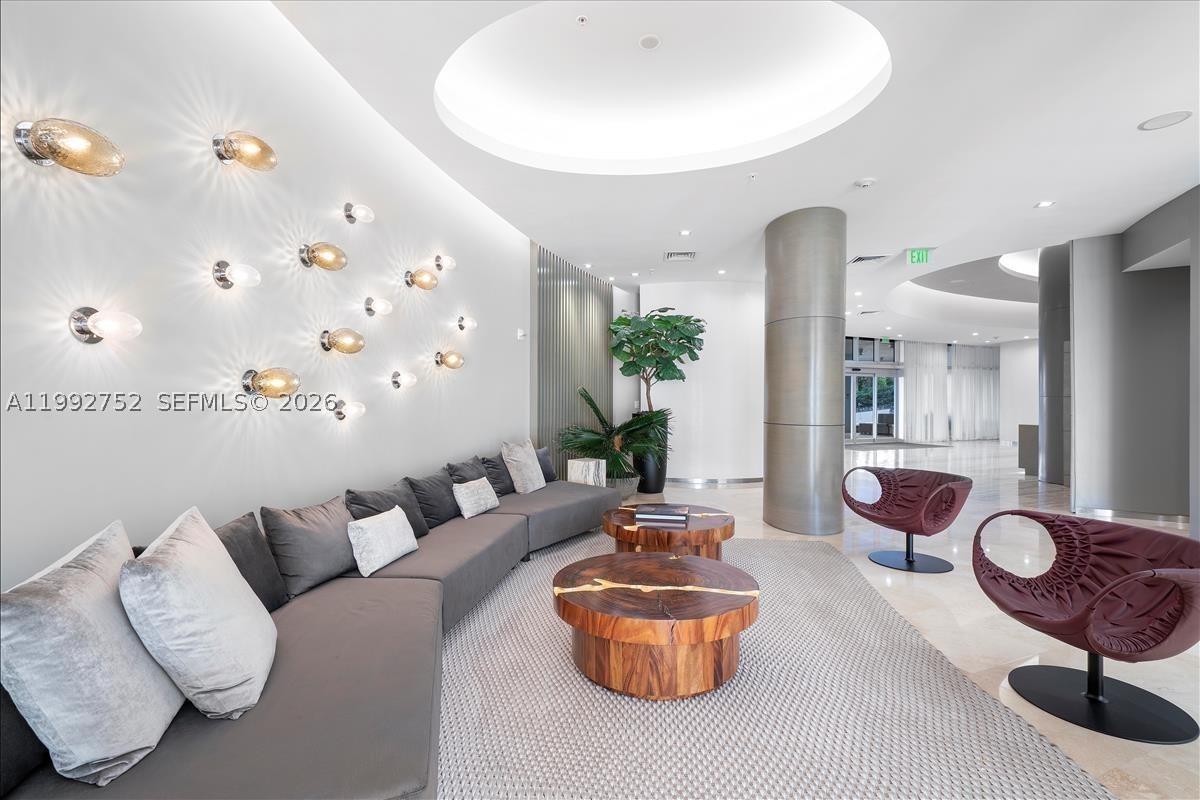 10275 Collins Ave #1107, Bal Harbour FL 33154