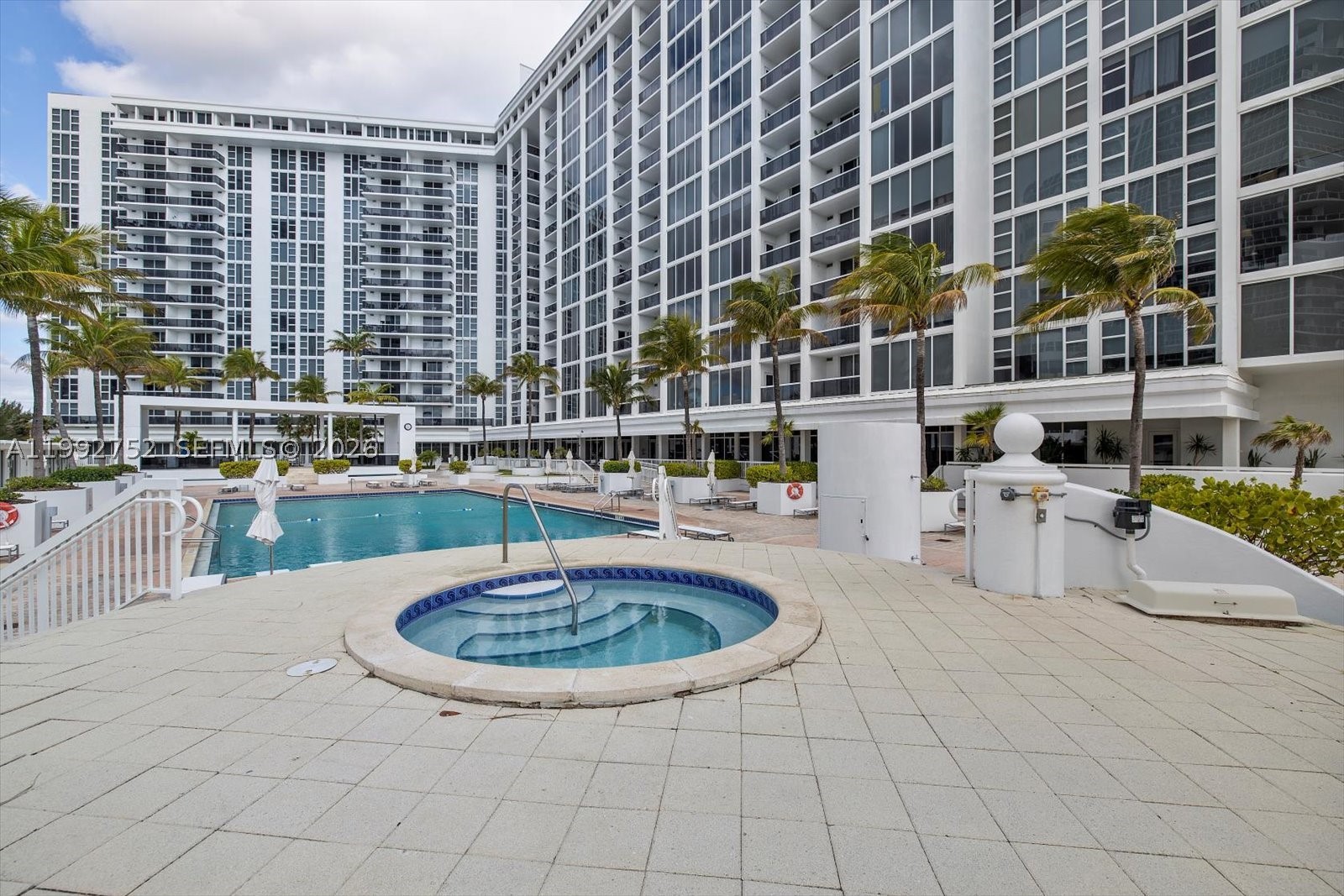 10275 Collins Ave #1107, Bal Harbour FL 33154