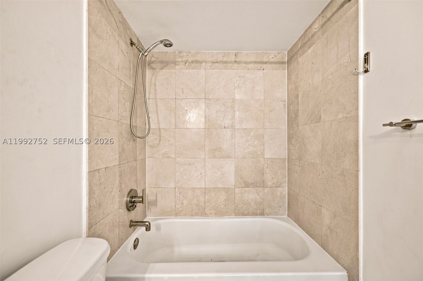 10275 Collins Ave #1107, Bal Harbour FL 33154