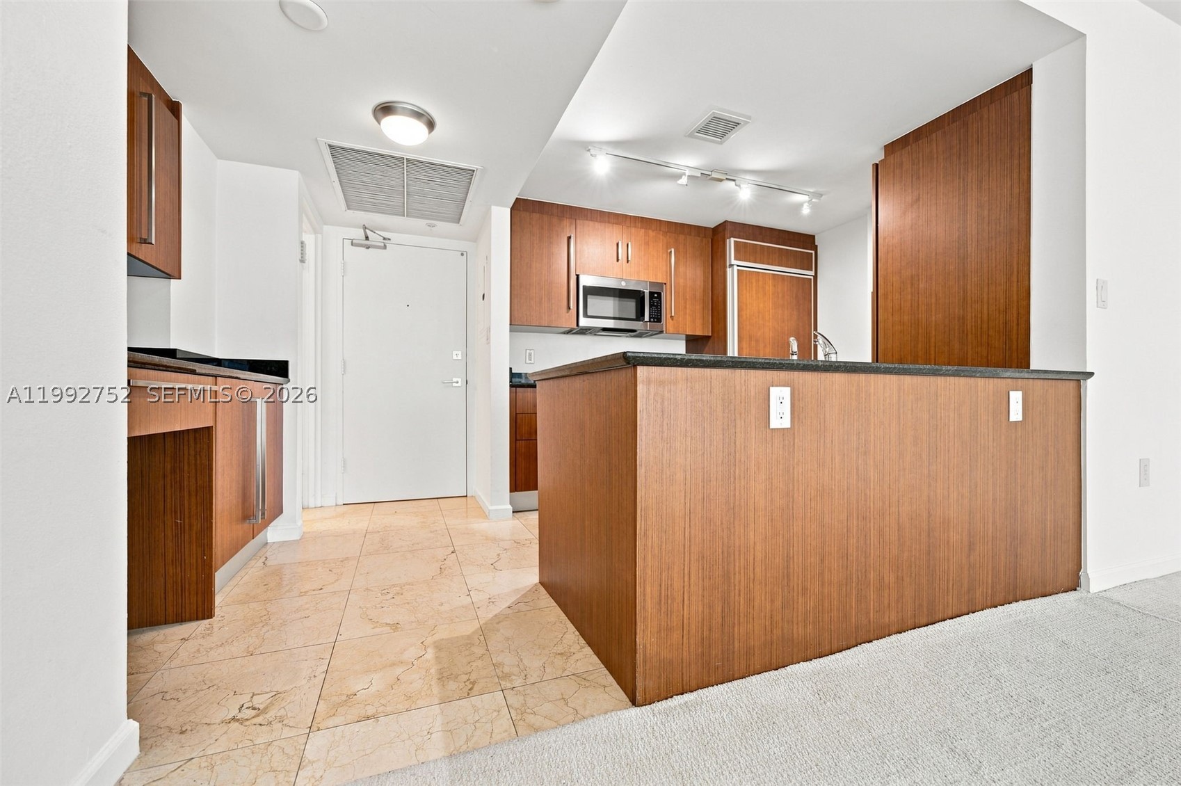 10275 Collins Ave #1107, Bal Harbour FL 33154