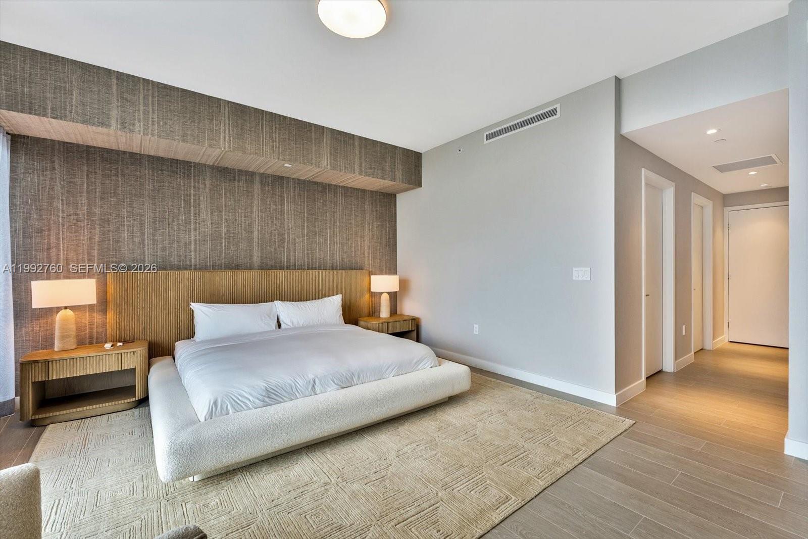 500 Alton Rd #2205, Miami Beach FL 33139