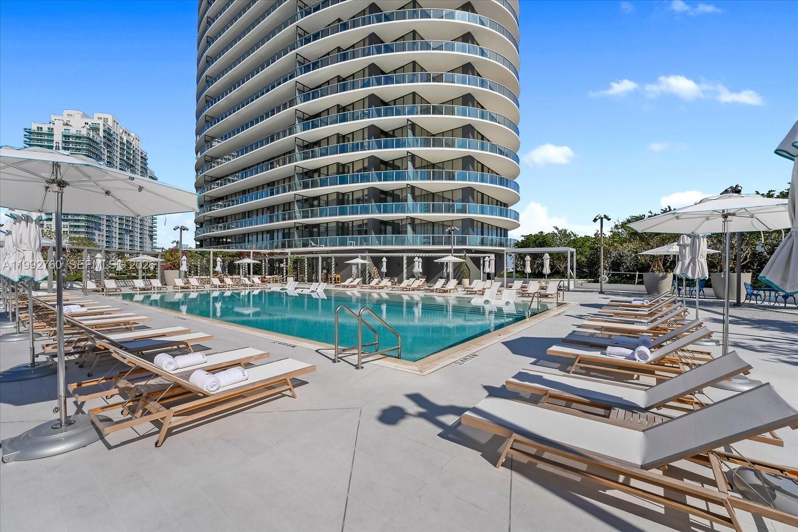 500 Alton Rd #2205, Miami Beach FL 33139