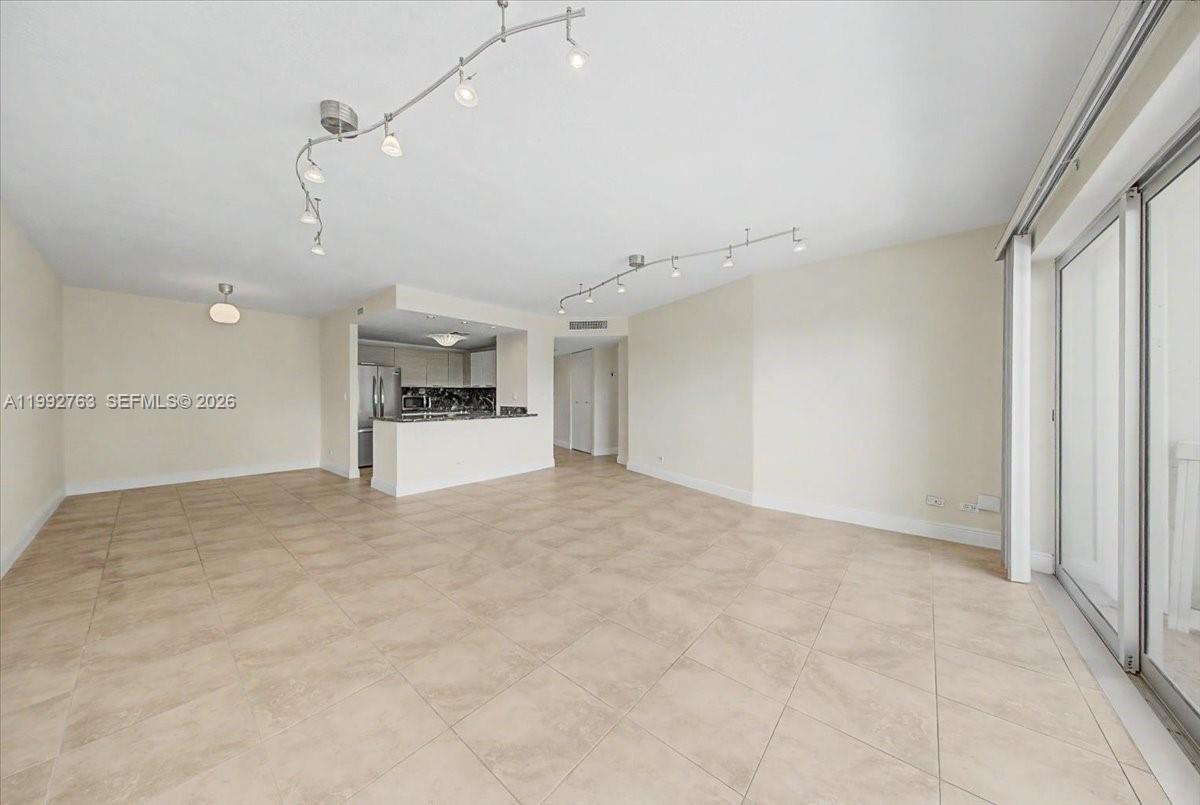 2451 Brickell Ave #4F, Miami FL 33129