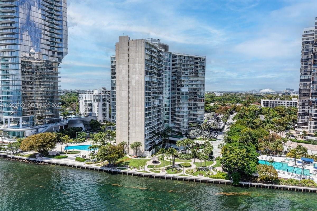 2451 Brickell Ave #4F, Miami FL 33129