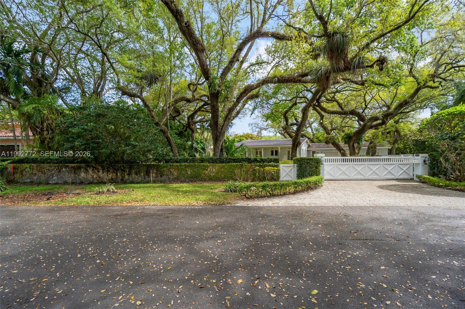 1550 Taragona Dr #0, Coral Gables FL 33134