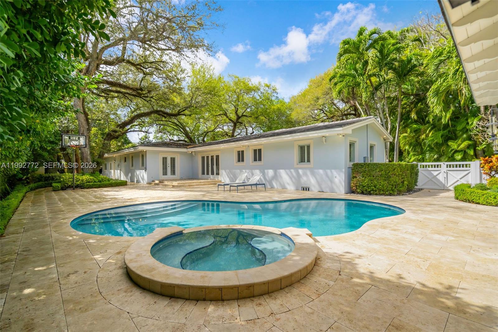 1550 Taragona Dr #0, Coral Gables FL 33134