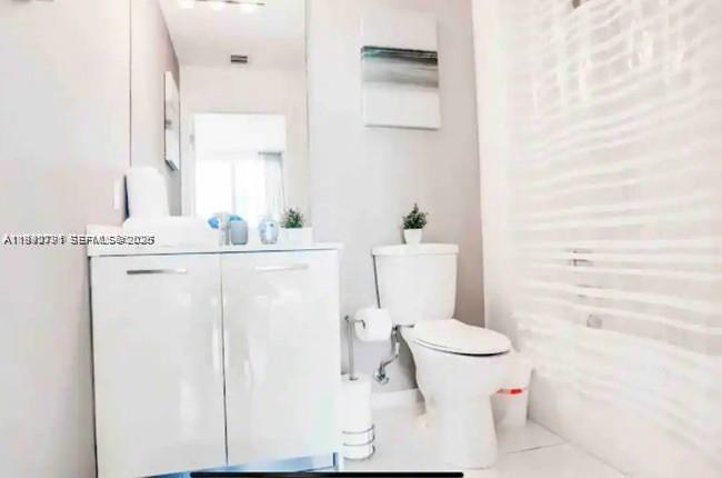 151 SE 1 #3111, Miami FL 33131