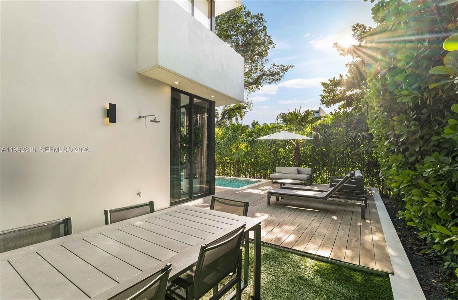 121 2nd Dilido Ter. Share A, Miami Beach FL 33139