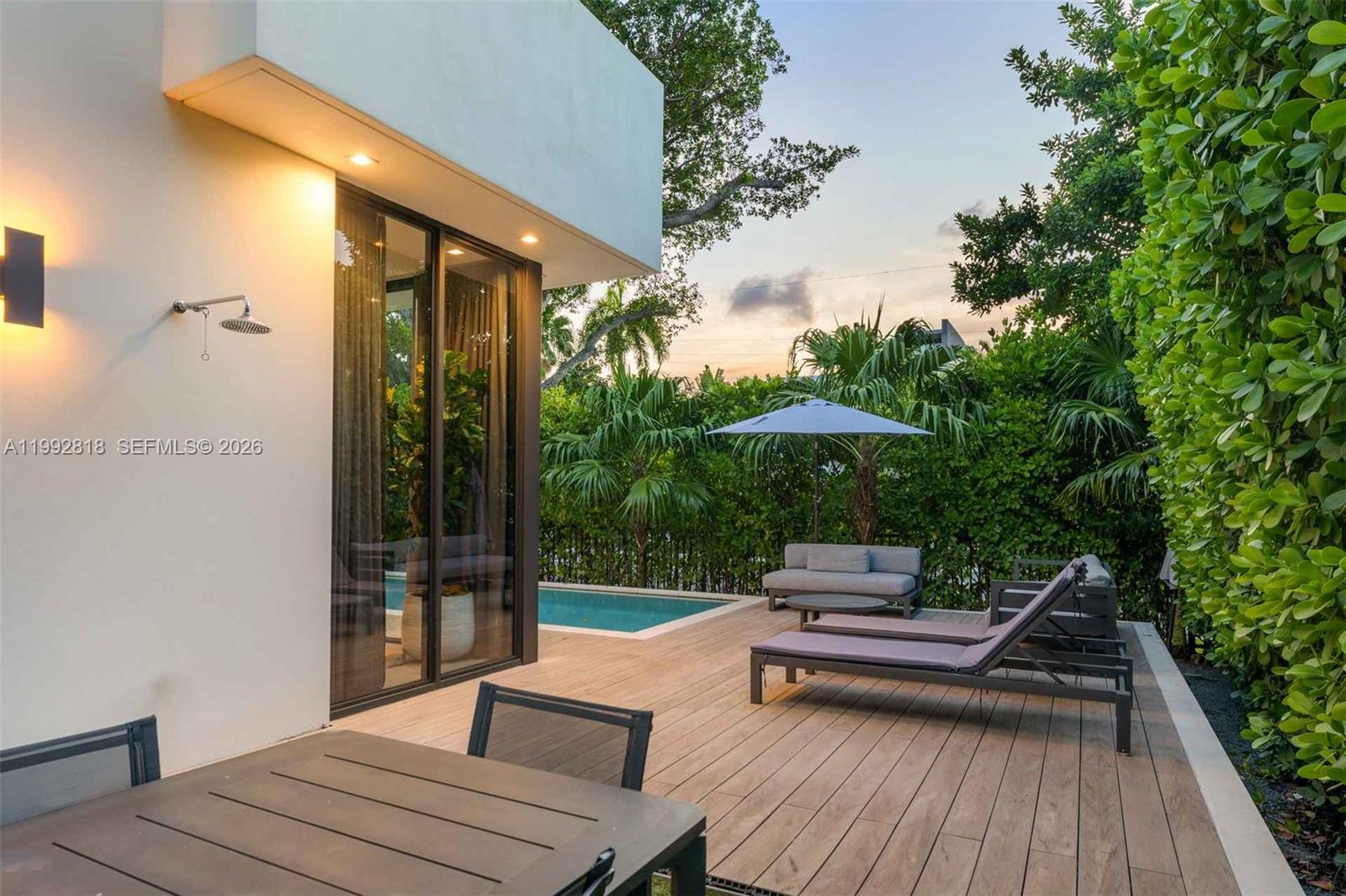 121 2nd Dilido Ter. Share A, Miami Beach FL 33139