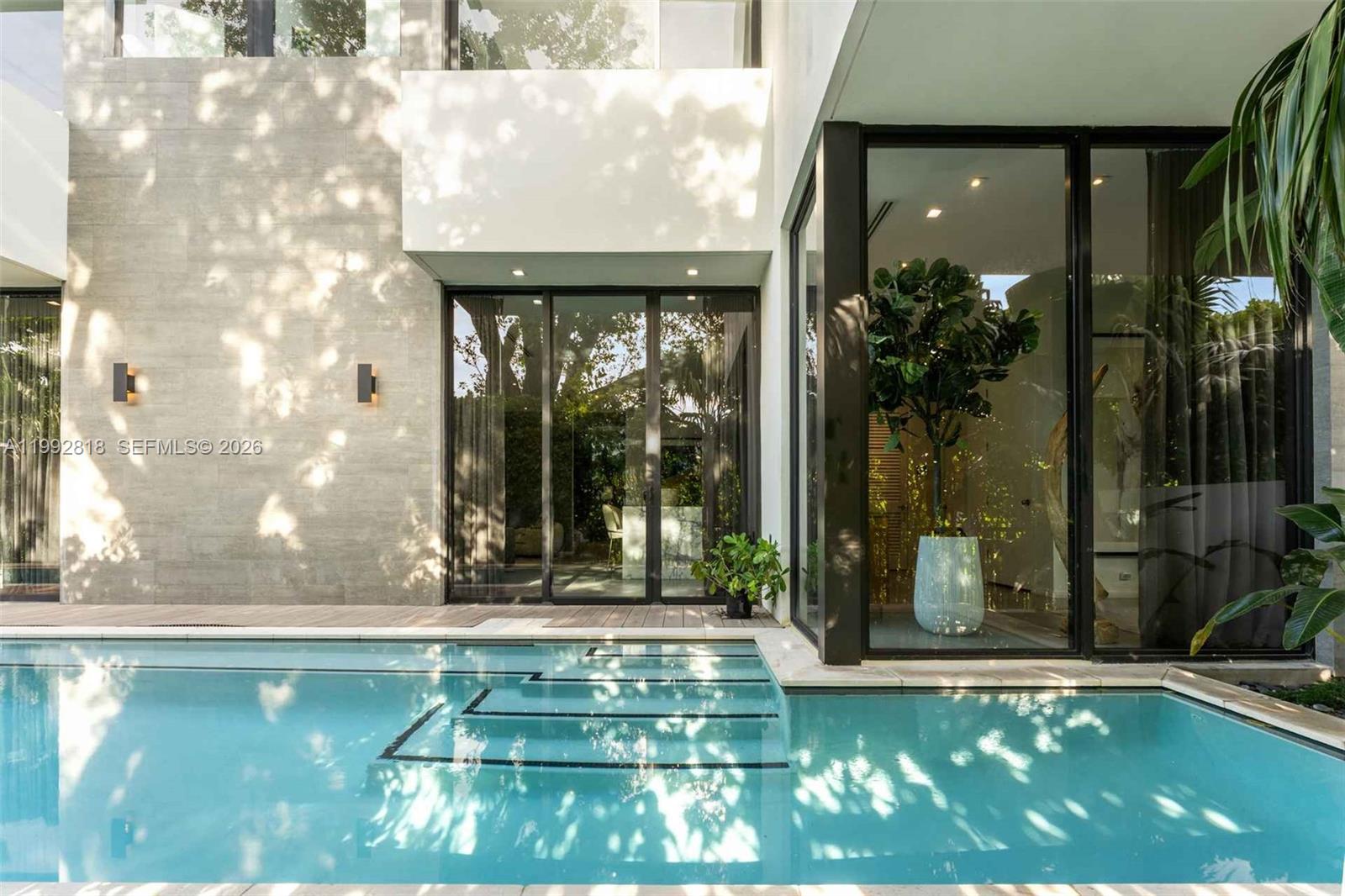 121 2nd Dilido Ter. Share A, Miami Beach FL 33139