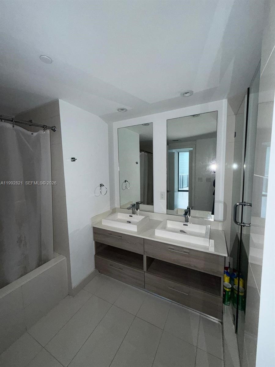 1300 S Miami Ave #3403, Miami FL 33130