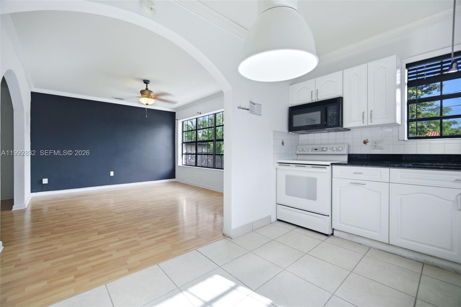 6336 SW 9th St, West Miami FL 33144