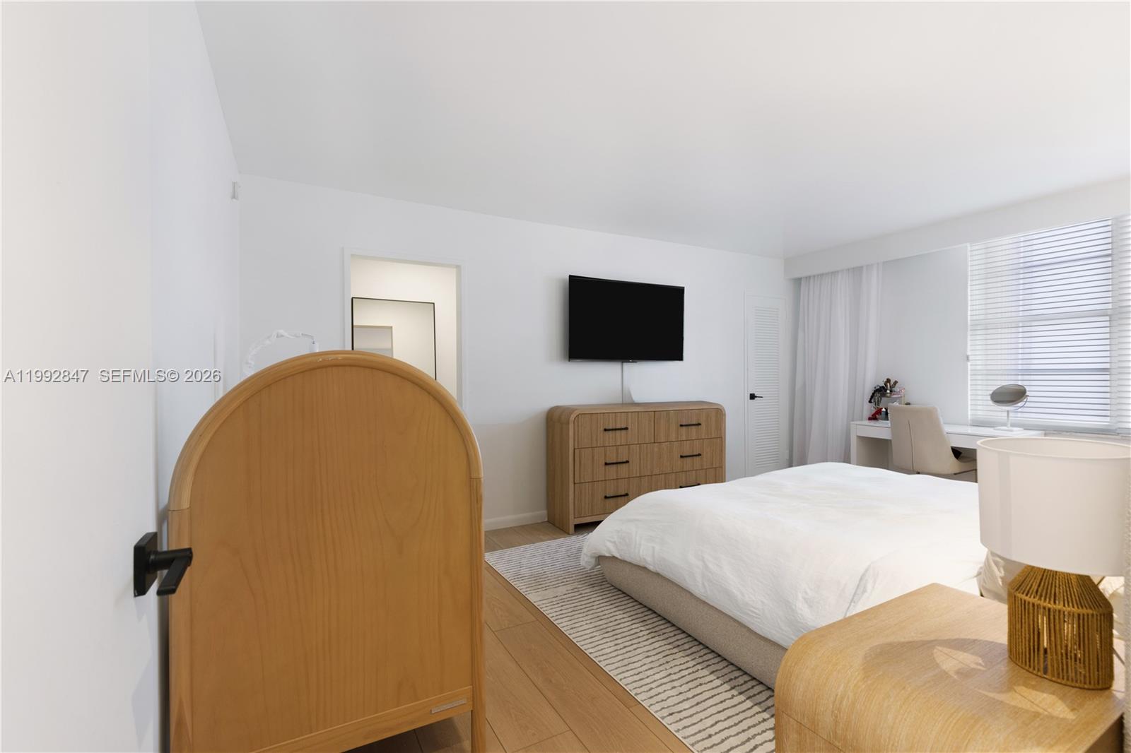 5161 Collins Ave #410, Miami Beach FL 33140