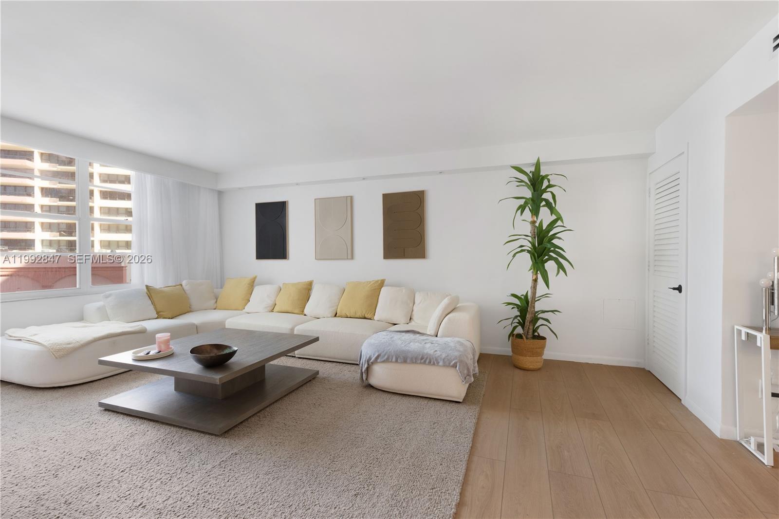 5161 Collins Ave #410, Miami Beach FL 33140