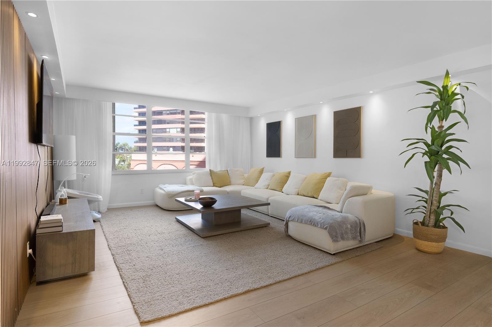 5161 Collins Ave #410, Miami Beach FL 33140